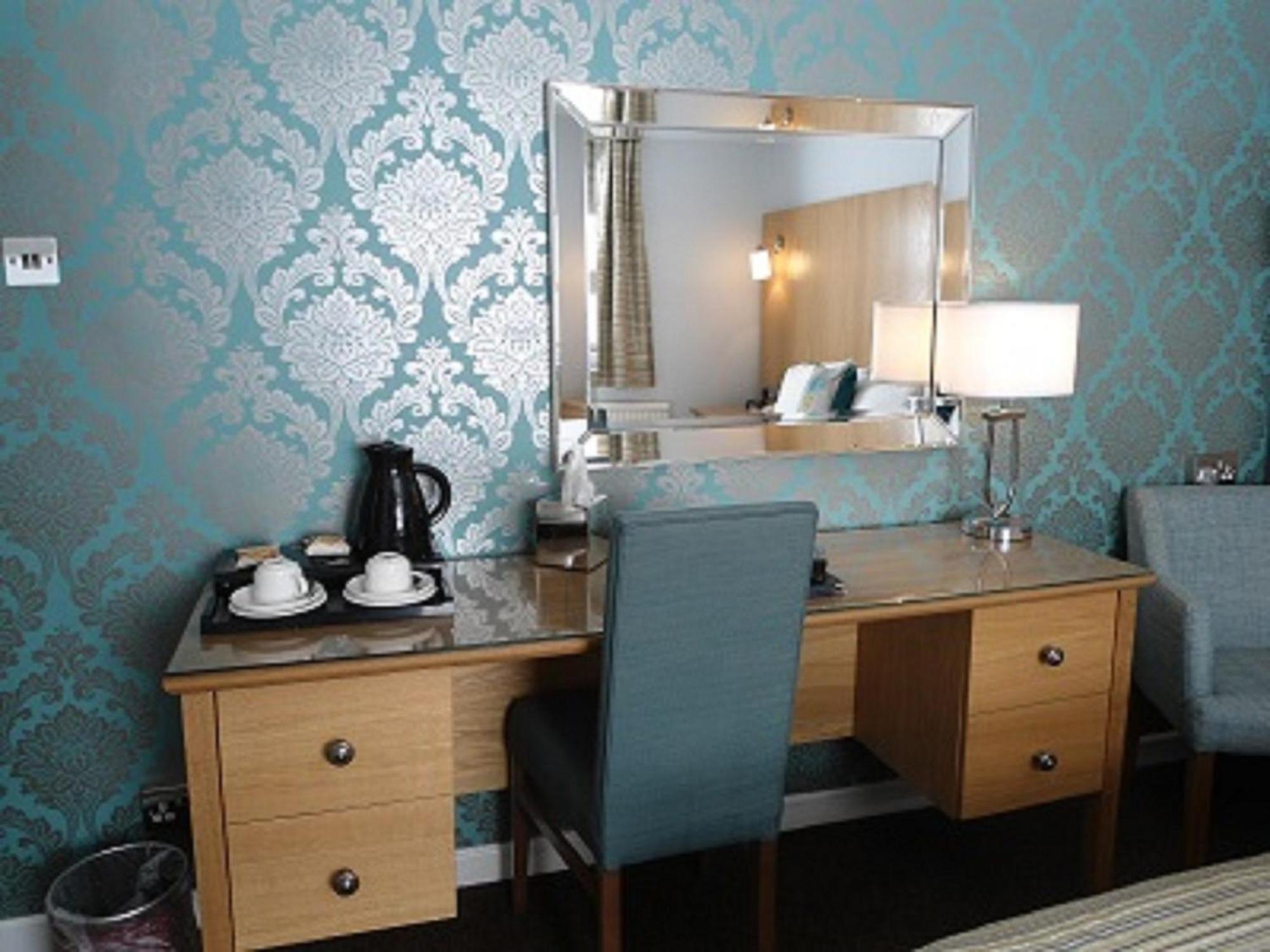Park Hotel Монтроуз Екстериор снимка