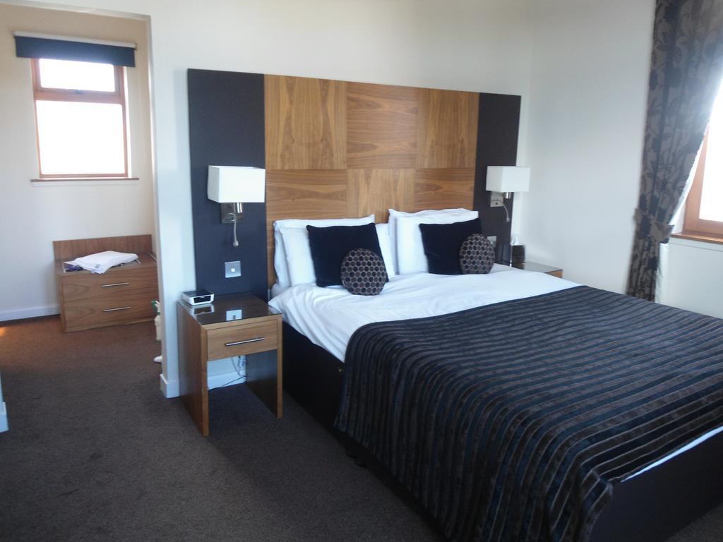 Park Hotel Монтроуз Екстериор снимка