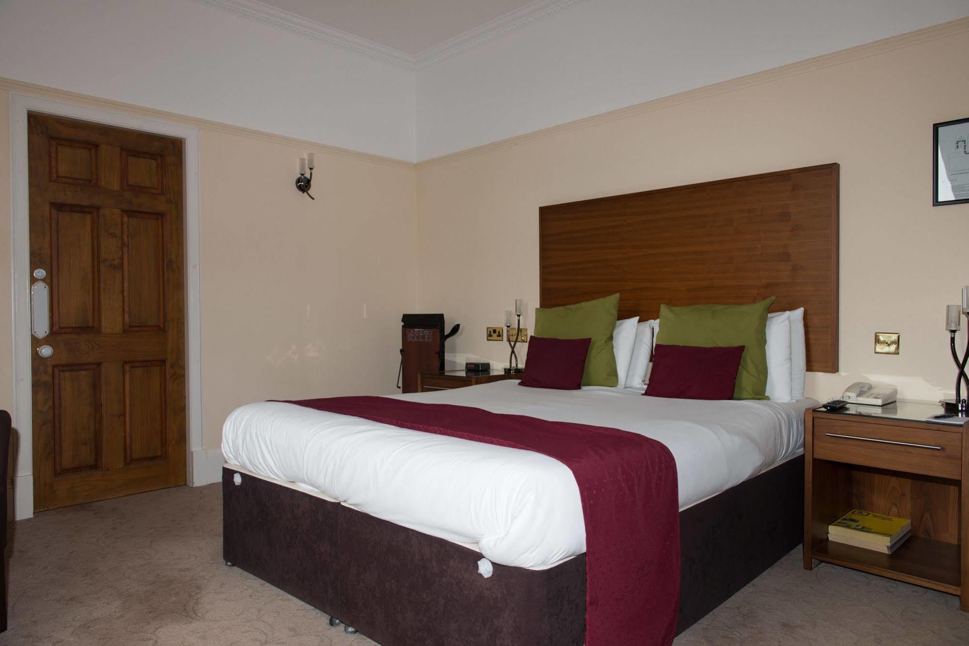 Park Hotel Монтроуз Екстериор снимка